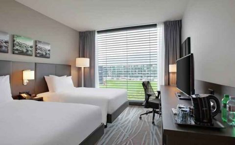 Hotel Hilton Garden Inn Zurich Limmattal image
