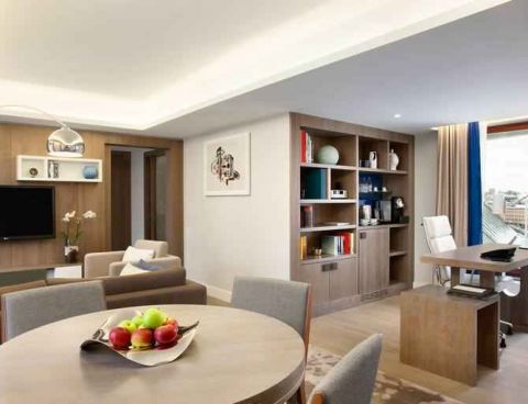 Hotel Hilton Stockholm Slussen image