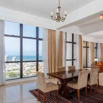 Hotel Hilton Colombo Residence image