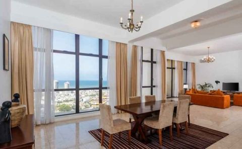Hotel Hilton Colombo Residence image