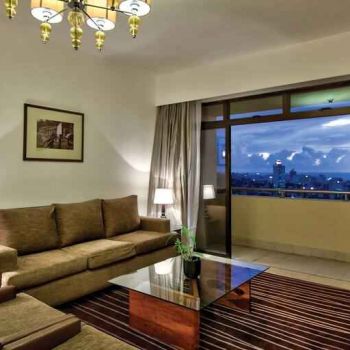 Hotel Hilton Colombo Residence image