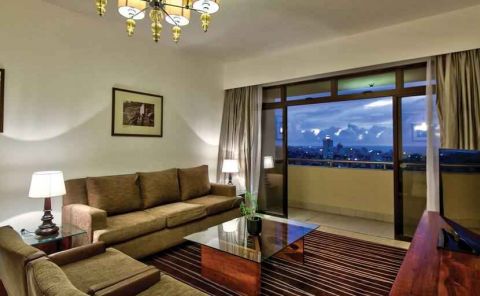 Hotel Hilton Colombo Residence image