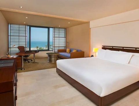 Hotel Hilton Kuwait Resort image