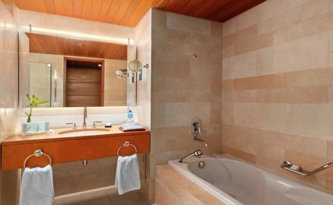 Hotel Hilton Kuwait Resort image