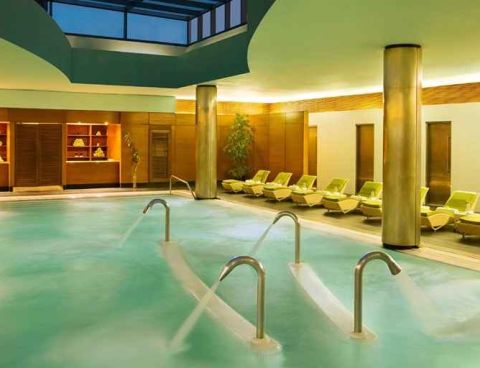 Hotel Hilton Kuwait Resort image