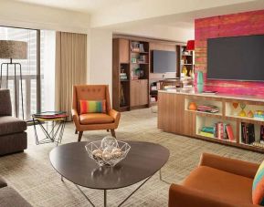 Comfortable living room with working station at the Hyatt Regency San Francisco.