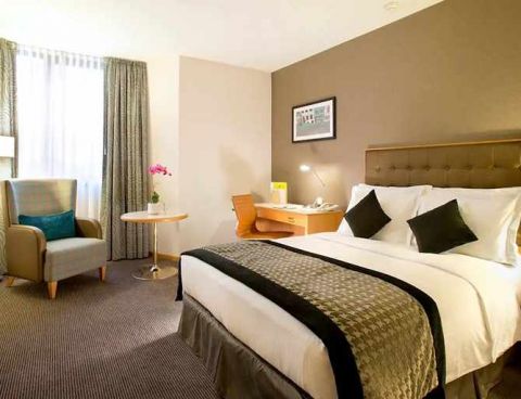 Hotel DoubleTree By Hilton Luxembourg image