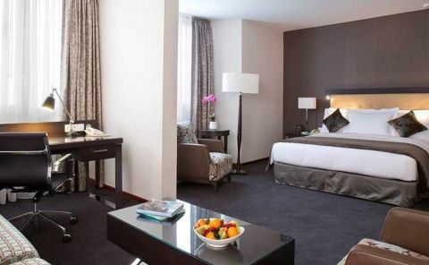 Hotel DoubleTree By Hilton Luxembourg image