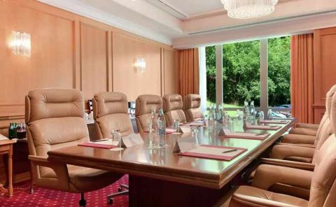 Hotel DoubleTree By Hilton Luxembourg image