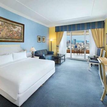 Hotel Hilton Beirut Habtoor Grand image