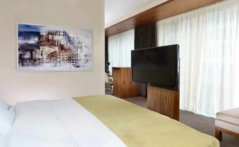 Hotel DoubleTree By Hilton Zagreb image