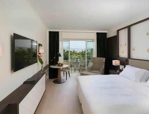 Hotel Hilton Nicosia image