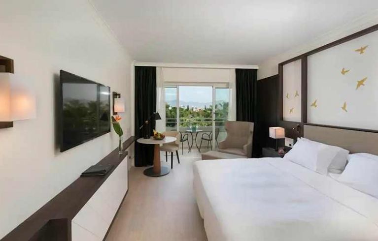 Hilton Nicosia, Egkomi