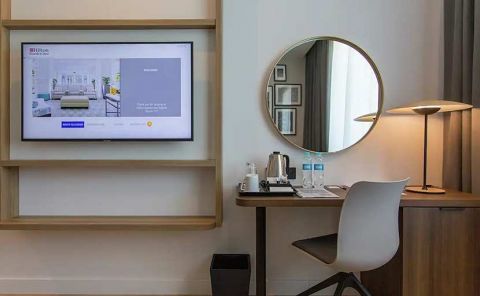 Hotel Hilton Garden Inn Zagreb - Radnicka image