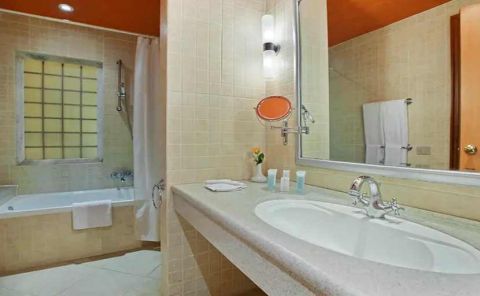 Hotel Hilton Alexandria Green Plaza image