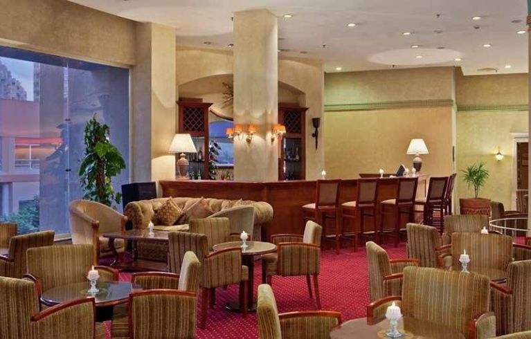 Hilton Alexandria Green Plaza, Alexandria