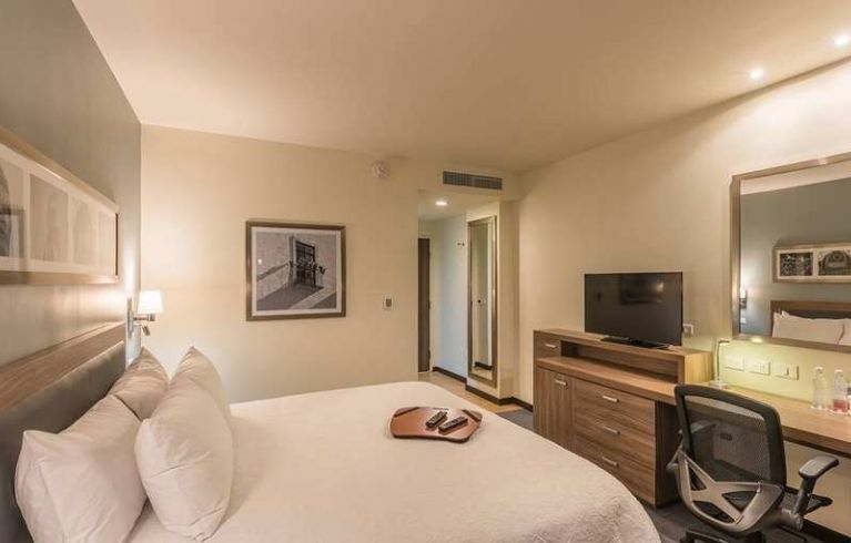 Hampton Inn & Suites By Hilton Salamanca Bajio, Salamanca