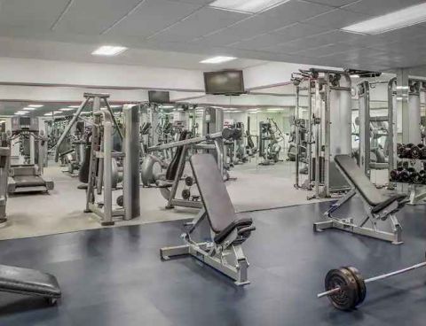 Hotel DoubleTree By Hilton Miami Airport & Convention Center image