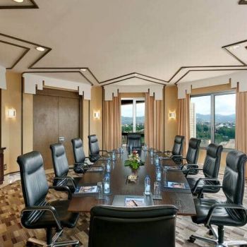 Hotel Hilton Yaounde image