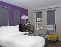 Hotel La Quinta Inn & Suites By Wyndham New York City Central Park image