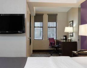 La Quinta Inn & Suites By Wyndham New York City Central Park, New York