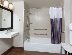 Hotel La Quinta Inn & Suites By Wyndham New York City Central Park image