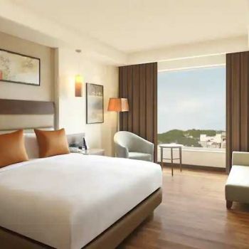 Hotel DoubleTree By Hilton Agra image