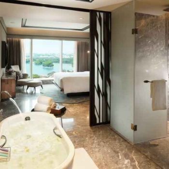 Hotel Conrad Bengaluru image