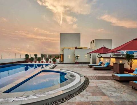 Hotel Hilton Garden Inn Lucknow image