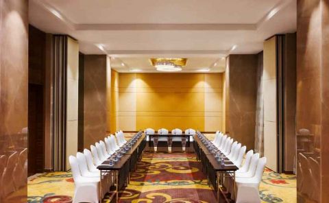 Hotel Hilton Garden Inn Lucknow image