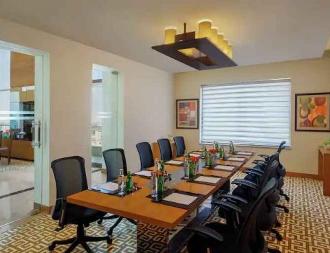 Hotel DoubleTree By Hilton Hotel Gurgaon - New Delhi NCR image