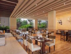 Hotel DoubleTree By Hilton Gurugram Baani Square image