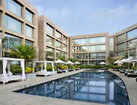 Hotel Hilton Bangalore Embassy GolfLinks image