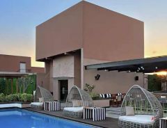 Hotel DoubleTree Suites By Hilton Bangalore image