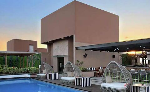 Hotel DoubleTree Suites By Hilton Bangalore image