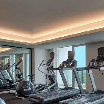Hotel DoubleTree Suites By Hilton Bangalore image