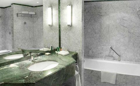 Hotel Hilton Brussels Grand Place image