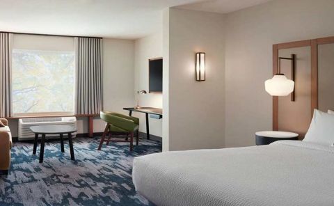 Hotel Fairfield Inn & Suites North Bay image