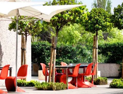 Hotel Hilton Madrid Airport image