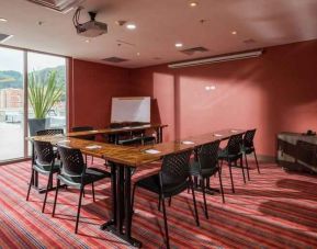 Meeting room with u shape table at the Hampton By Hilton Bogota Usaquen.