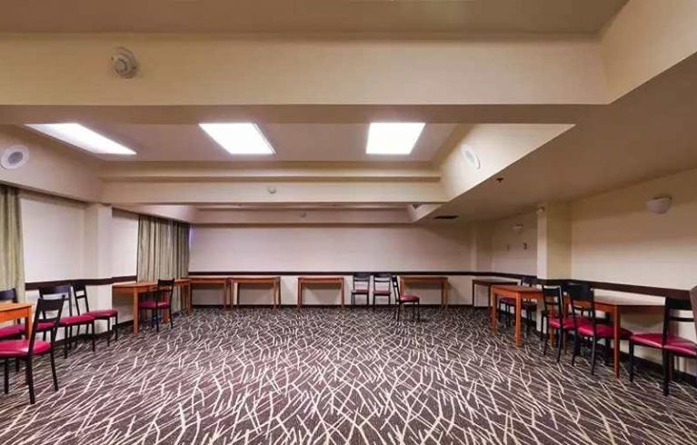 Red Roof PLUS+ & Suites Houston - IAH Airport SW, Houston