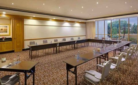 Hotel Hilton Sandton image