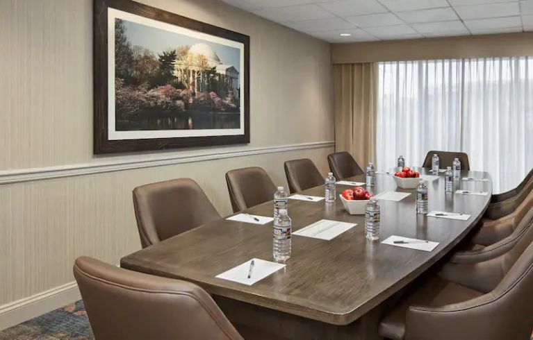 Hampton Inn & Suites Alexandria-Old Town Area South, Alexandria
