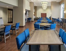 Hampton Inn & Suites Alexandria-Old Town Area South, Alexandria