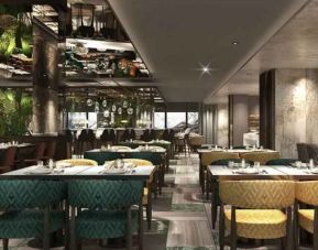 Dining area suitable for co-working at the DoubleTree by Hilton Yuksekova.