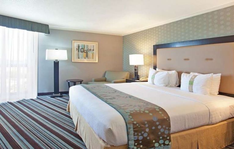 Holiday Inn Long Beach Airport, Long Beach