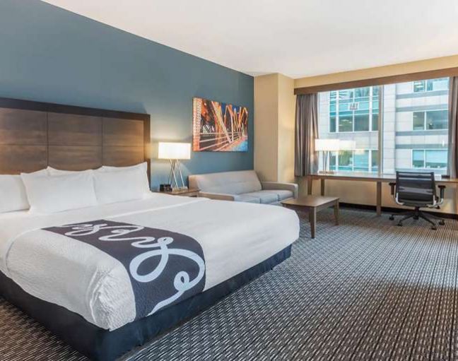 La Quinta Inn & Suites By Wyndham Chicago Downtown