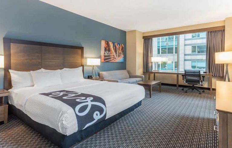 La Quinta Inn & Suites By Wyndham Chicago Downtown, Chicago