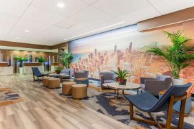 Hotel La Quinta Inn & Suites By Wyndham Chicago Downtown image