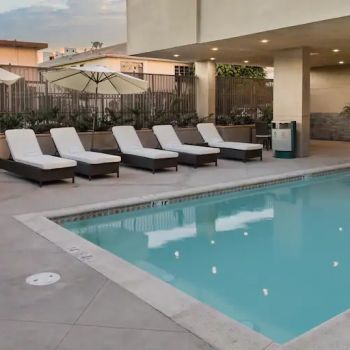 Hotel Hampton Inn & Suites Los Angeles / Hollywood image